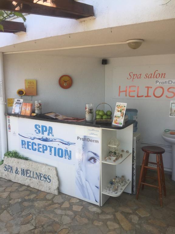בלצ'יק Helios Hotel מראה חיצוני תמונה