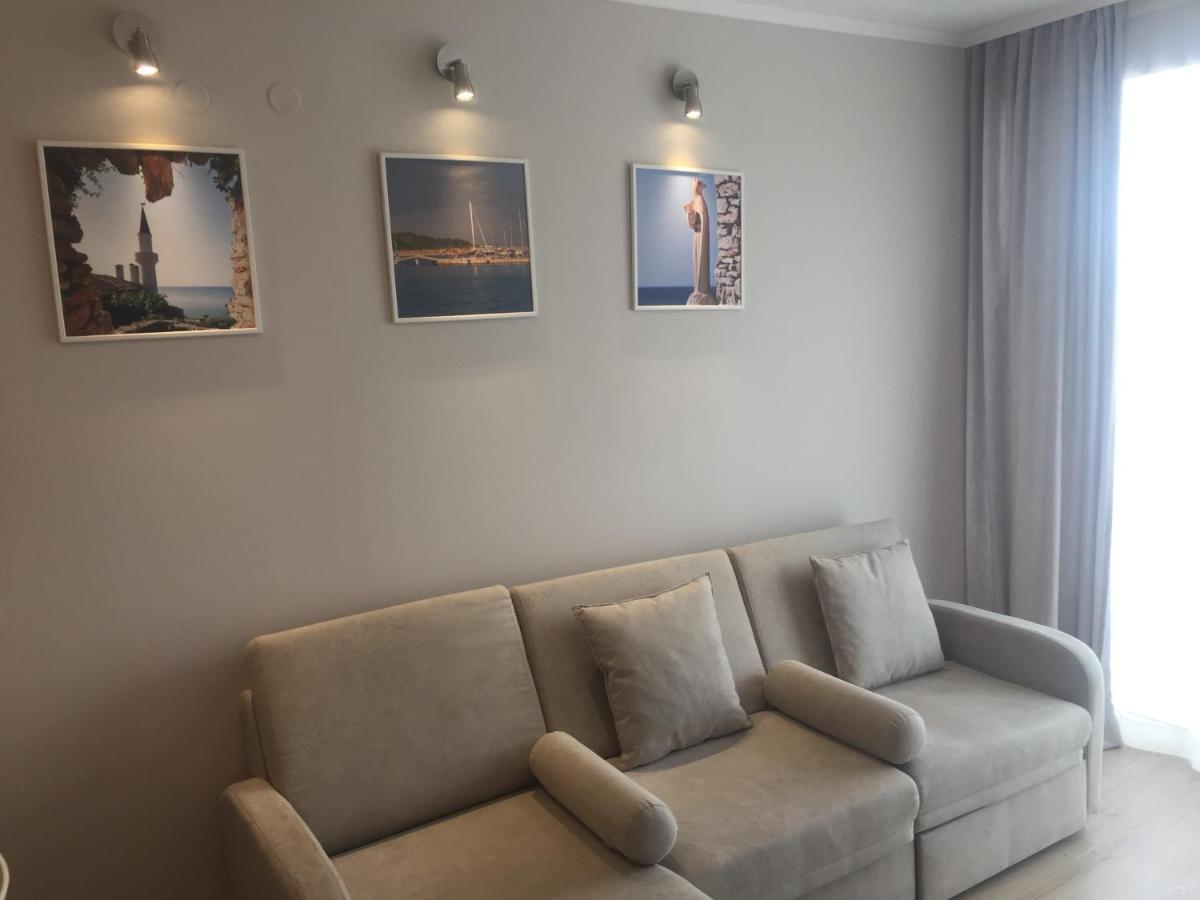 בלצ'יק Helios Hotel מראה חיצוני תמונה